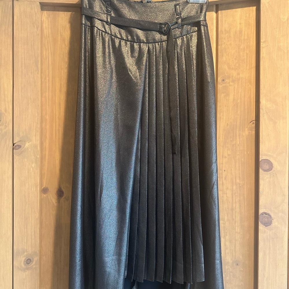 Leith Black Midi Pleated A-Line Skirt